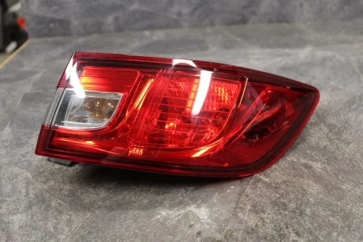 265509846R (ARKA SAĞ STOP LAMBASI) (MARKA: MAIS) (OEM:265509846R)