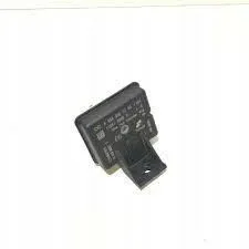 110679886R (ISITICI KUTUSU SİYAH RENK) (MARKA: MAIS) (OEM:110679886R)