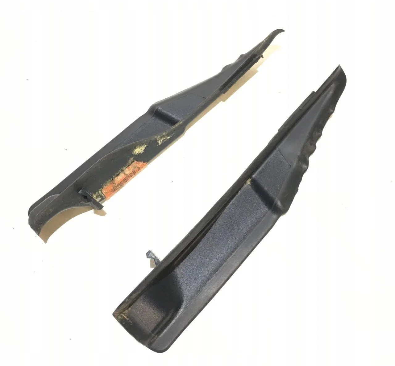 668639697R (ÖN CAM SOL ALT BAKALİTİ) (MARKA: MAIS) (OEM:668639697R)