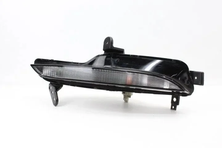 261354958R (ÖN SİNYAL LAMBASI SOL MEGANE 4) (MARKA: MAIS) (OEM:261354958R)