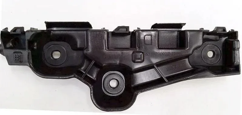 631427092R (ÖN TAMPON AYAĞI (BRAKETİ) SAĞ CLIO SYMBOL 13=> DACIA SANDERO (JOY MODEL)) (MARKA: MAIS) (OEM:631427092R)