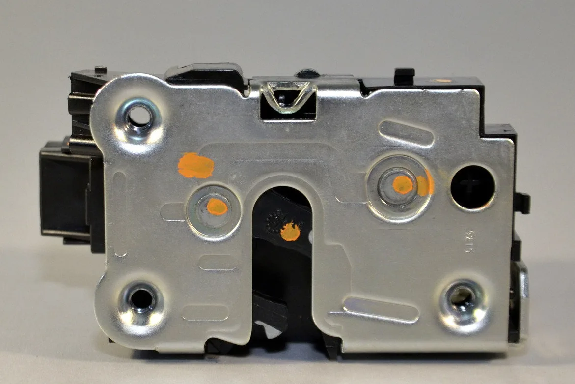 EGK-152 (KAPI KILIDI ON SOL MASTER II MOTORSUZ) (MARKA: EGE KARA) (OEM:8200147149)