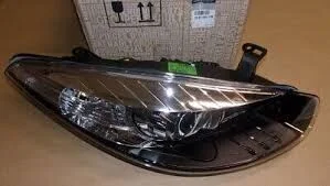 Fluence Sağ Far Lambası Xenon (Zenon) (2013-2016) 260107517R -Renault Mais