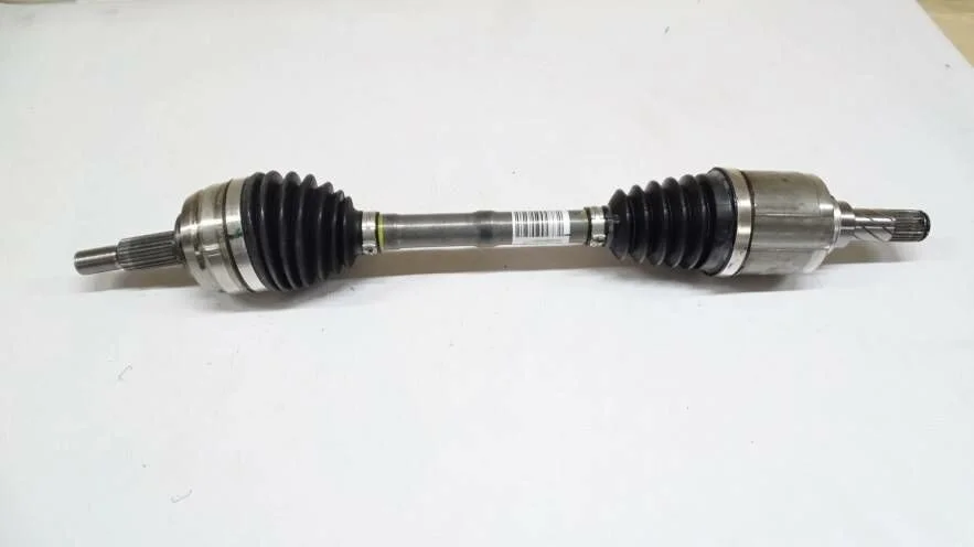 Duster 2-II Ön Aks Sağ 1.5 Dci K9K 6 Vites 4X4 2018-> 391008653R-391009570R-Renault Mais
