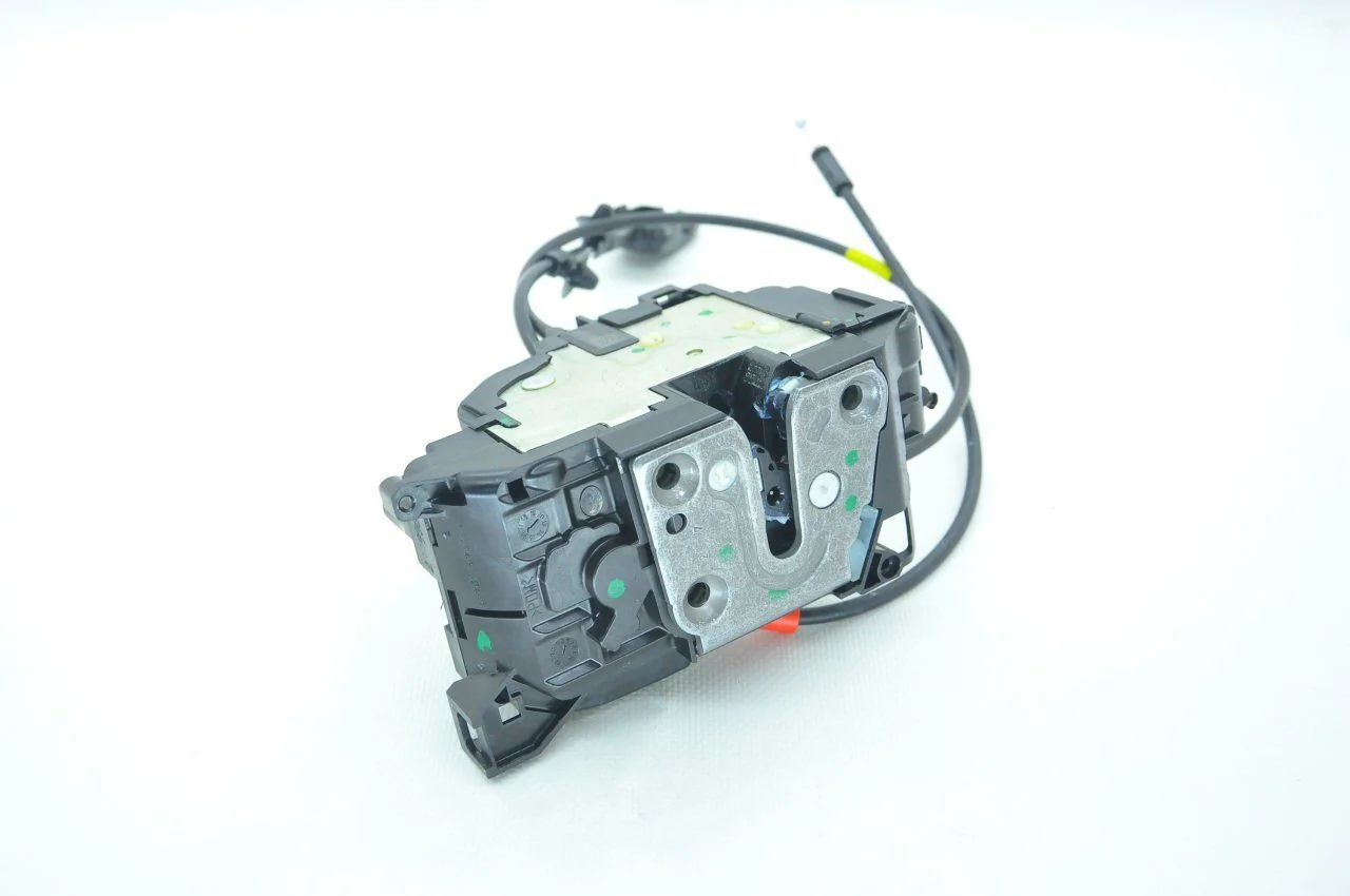 Kangoo 3-III Ön Sağ Kapı Kilidi (2008-2020) 8200497604 -Renault Mais