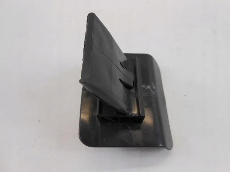 Megane 3-III Fluence Arka Koltuk Taban Halı Agrafı 883040901R -Renault Mais